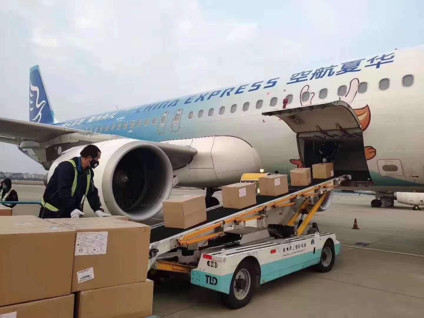 成都双流机场在哪里寄航空空运急件